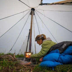 Winnerwell Fastfold Titanium Camping Stove -Aventure Tente poele winnerwell fastfold titanium camping stove 56